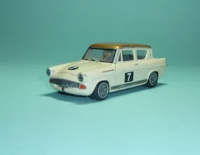 Ford Broadspeed Anglia (SAL-401)