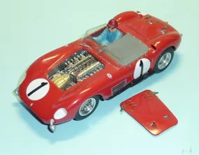 Maserati 300S 1958 Le Mans with engine detail (GT-104)